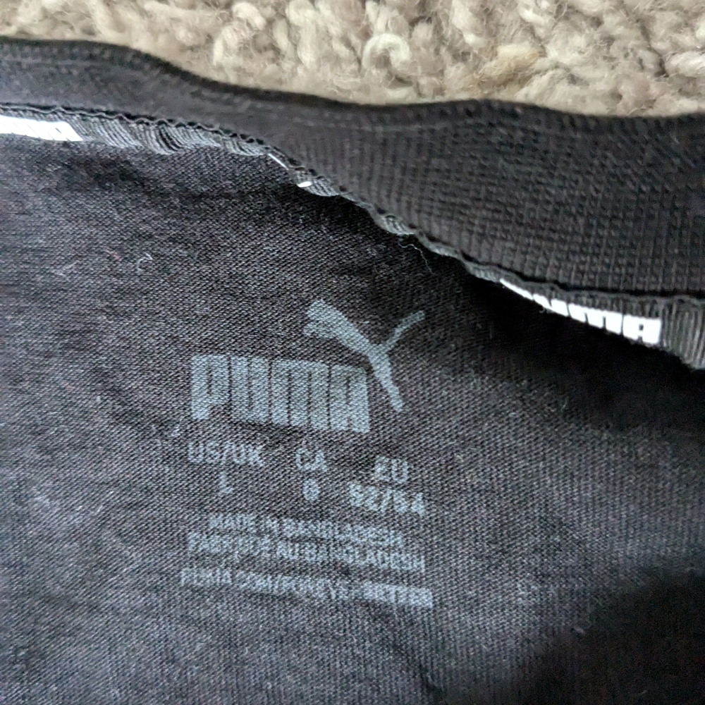 Puma - Picture 3 of 3